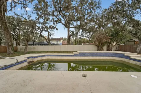 206 Bayfield Drive Brandon FL 33511