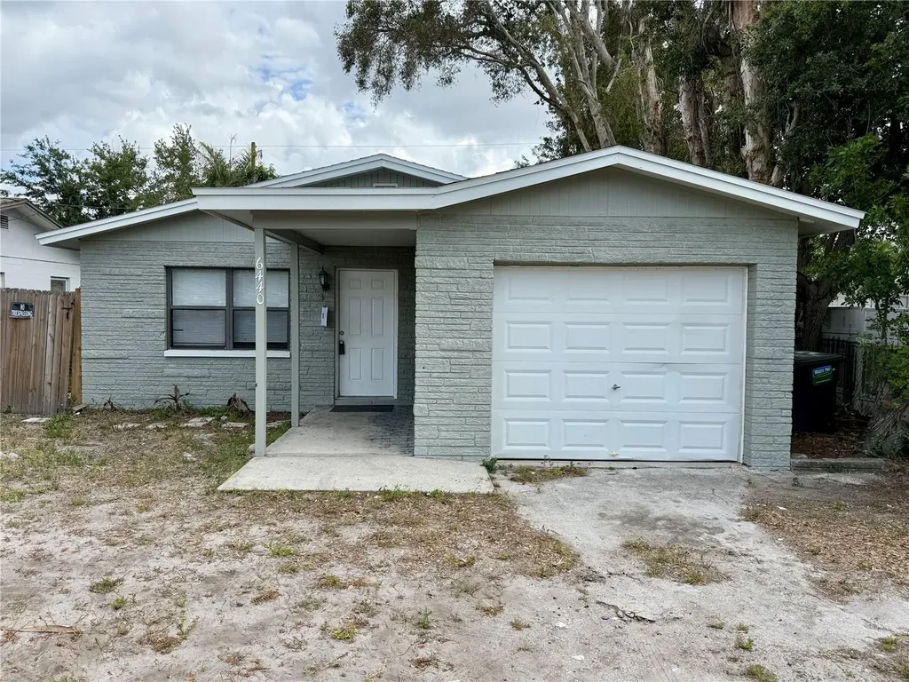 6440 150th Avenue N Clearwater FL 33760