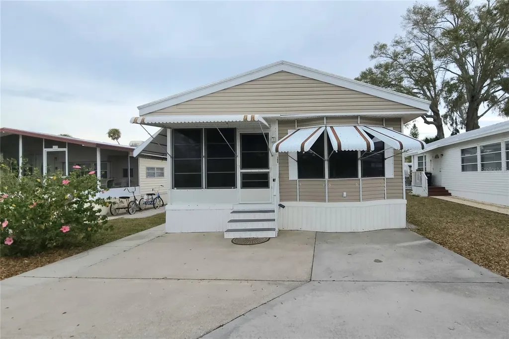 3275 26th Avenue E Bradenton FL 34208
