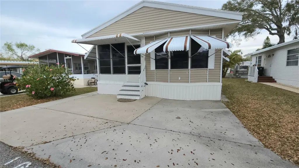 3275 26th Avenue E Bradenton FL 34208