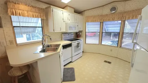 3275 26th Avenue E Bradenton FL 34208