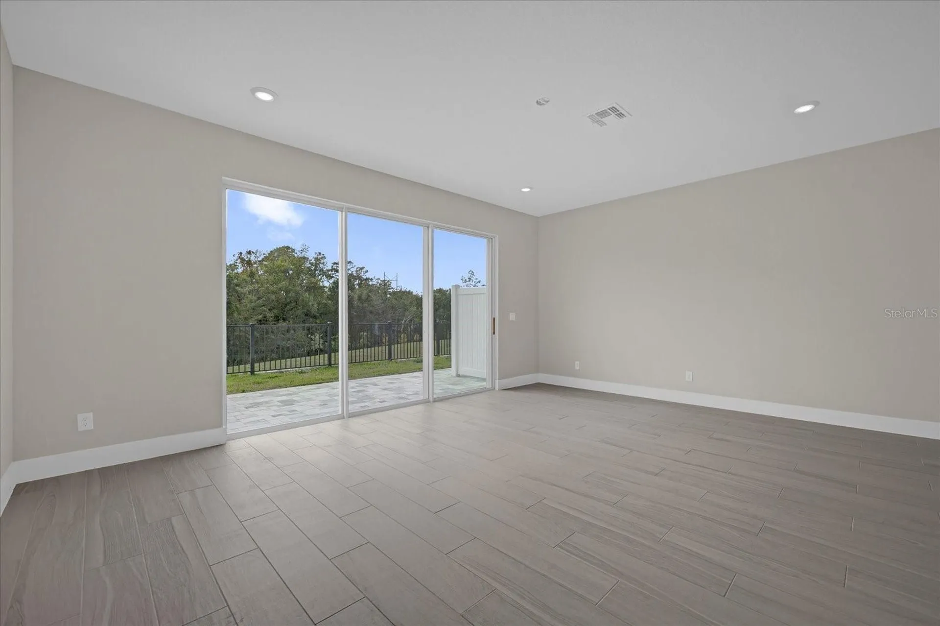 7838 Spectrum Drive Kissimmee FL 34747