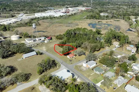 W Central Avenue Howey In The Hills FL 34737