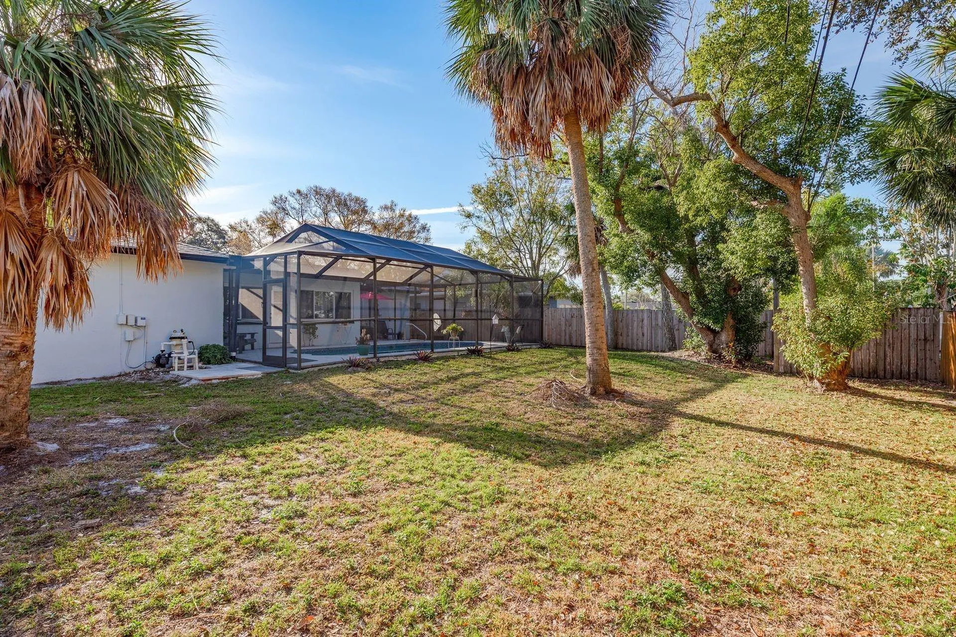 1762 Bayshore Boulevard Dunedin FL 34698