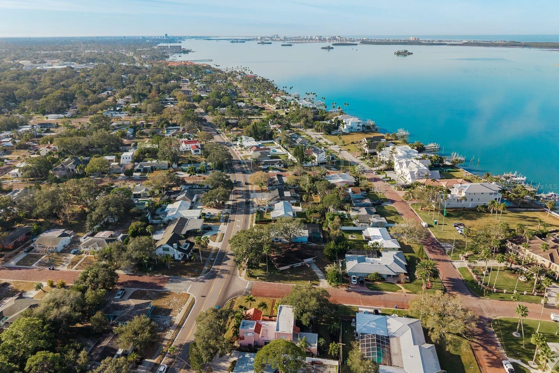 1762 Bayshore Boulevard Dunedin FL 34698