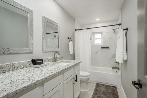 1762 Bayshore Boulevard Dunedin FL 34698