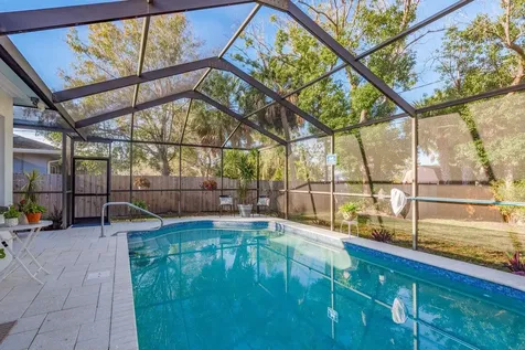 1762 Bayshore Boulevard Dunedin FL 34698
