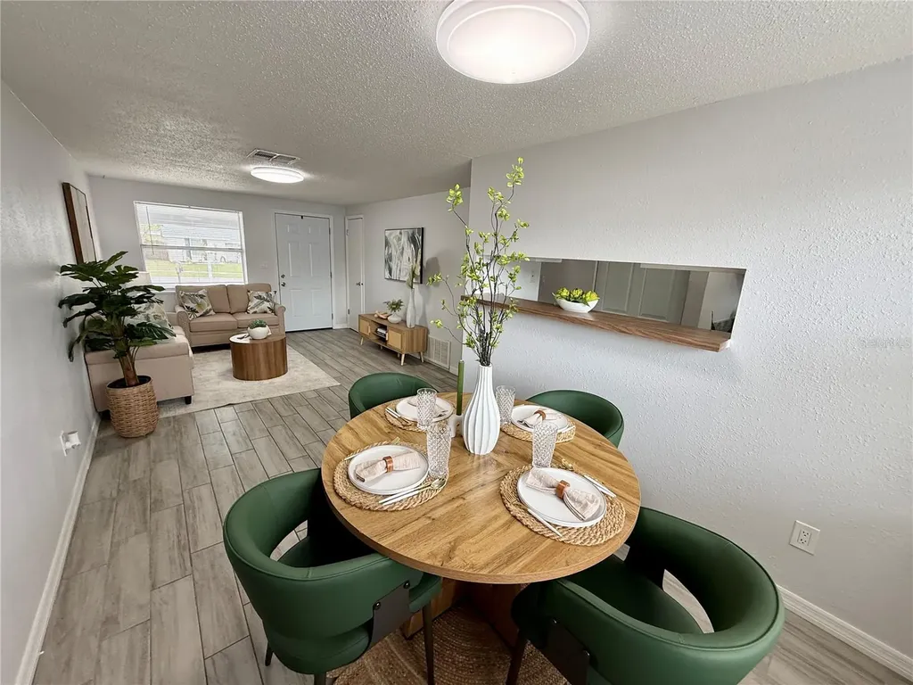 1216 Grantwood Avenue Clearwater FL 33759