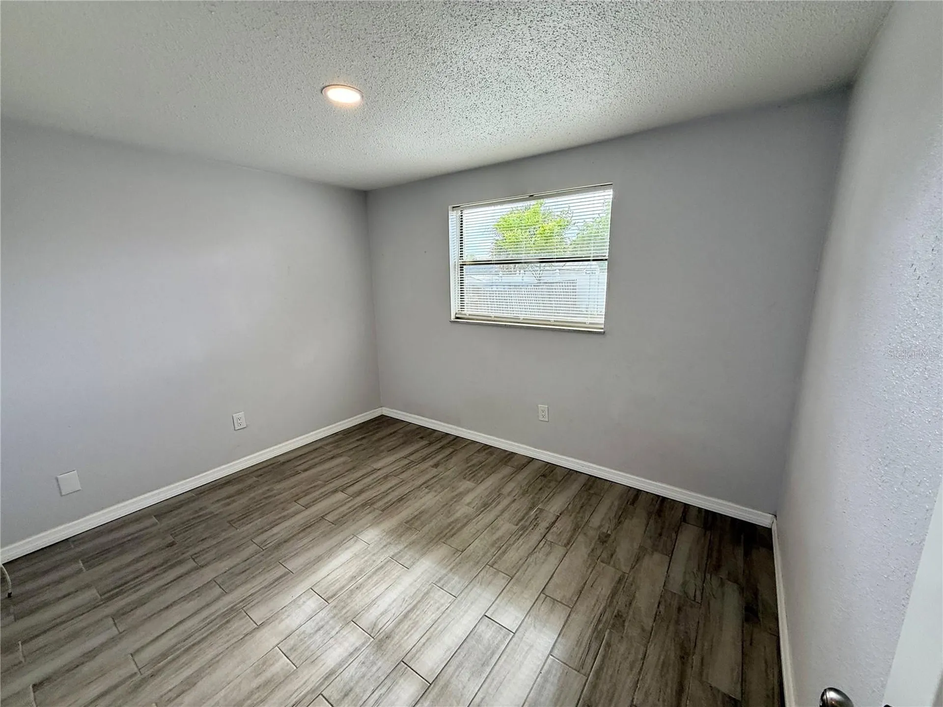 1216 Grantwood Avenue Clearwater FL 33759