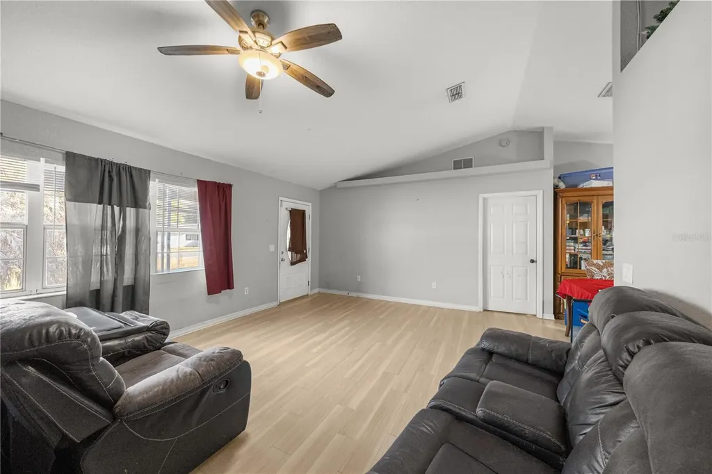 6180 SE 126th Lane Belleview FL 34420