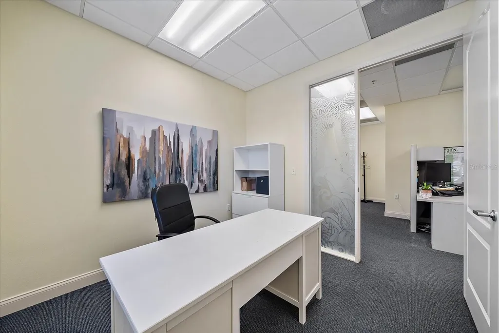 5605 Marquesas Circle Sarasota FL 34233