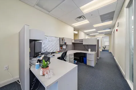 5605 Marquesas Circle Sarasota FL 34233