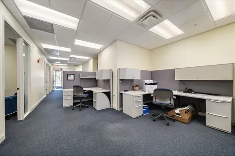 5605 Marquesas Circle Sarasota FL 34233