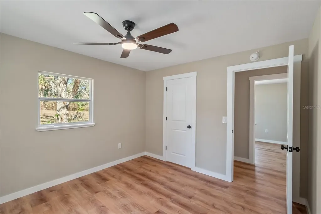 983 S County Road 21 Hawthorne FL 32640