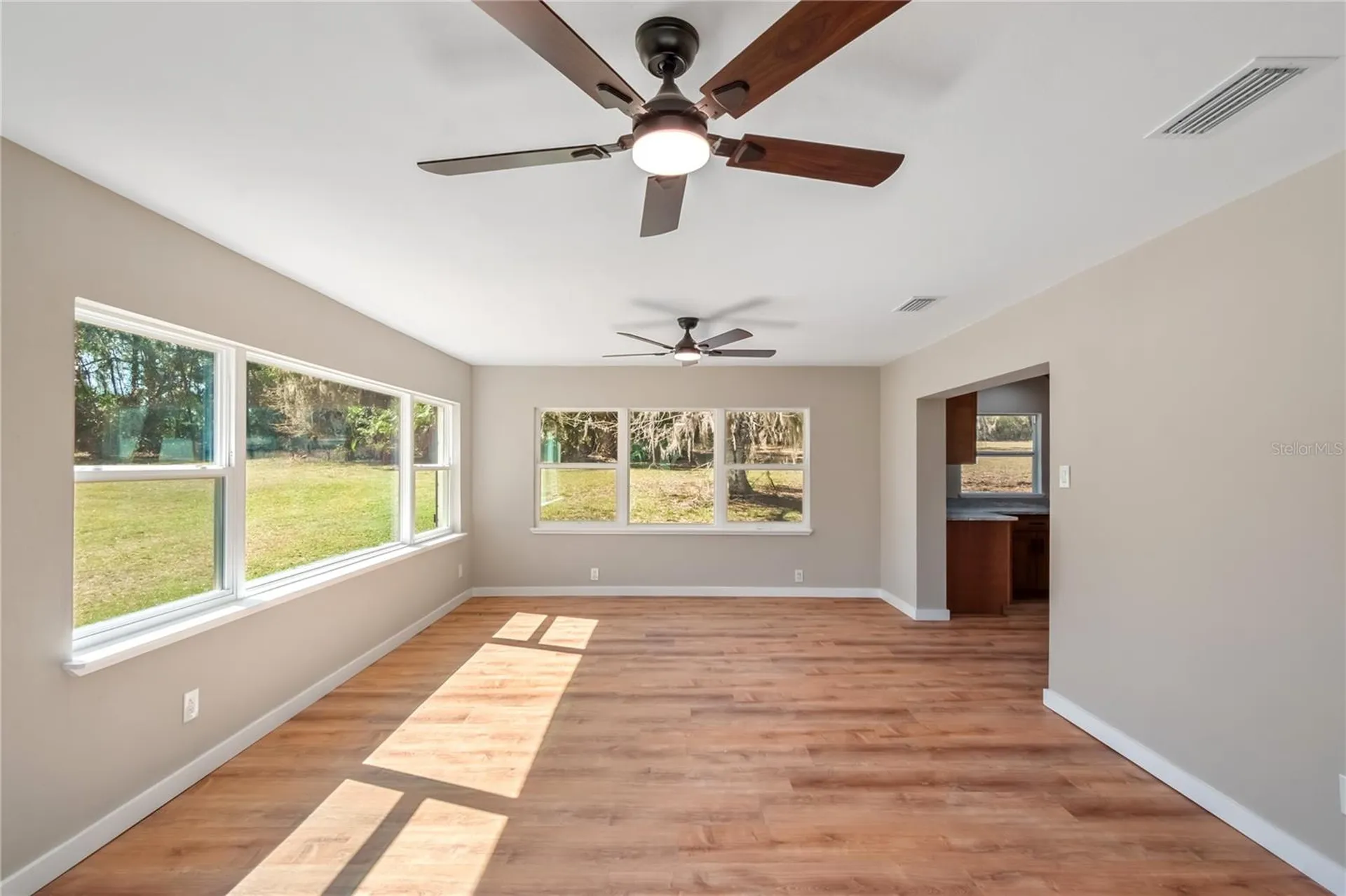 983 S County Road 21 Hawthorne FL 32640