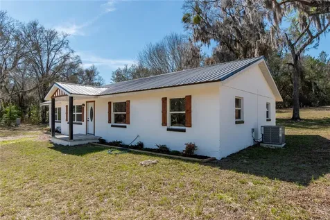 983 S County Road 21 Hawthorne FL 32640