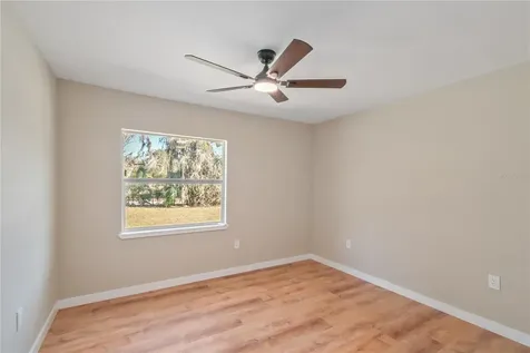 983 S County Road 21 Hawthorne FL 32640