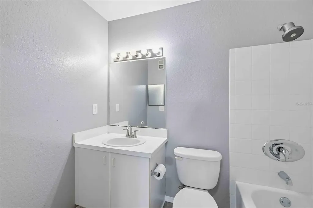 850 S Tamiami Trail Sarasota FL 34236