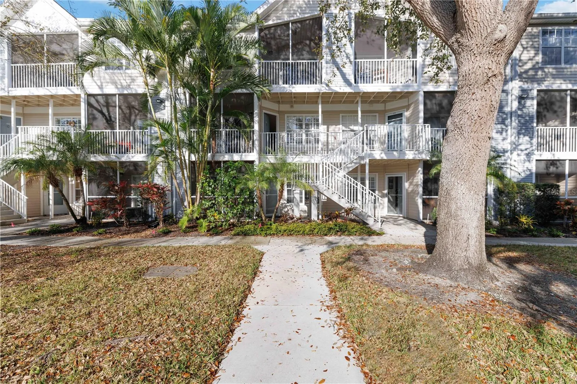 850 S Tamiami Trail Sarasota FL 34236
