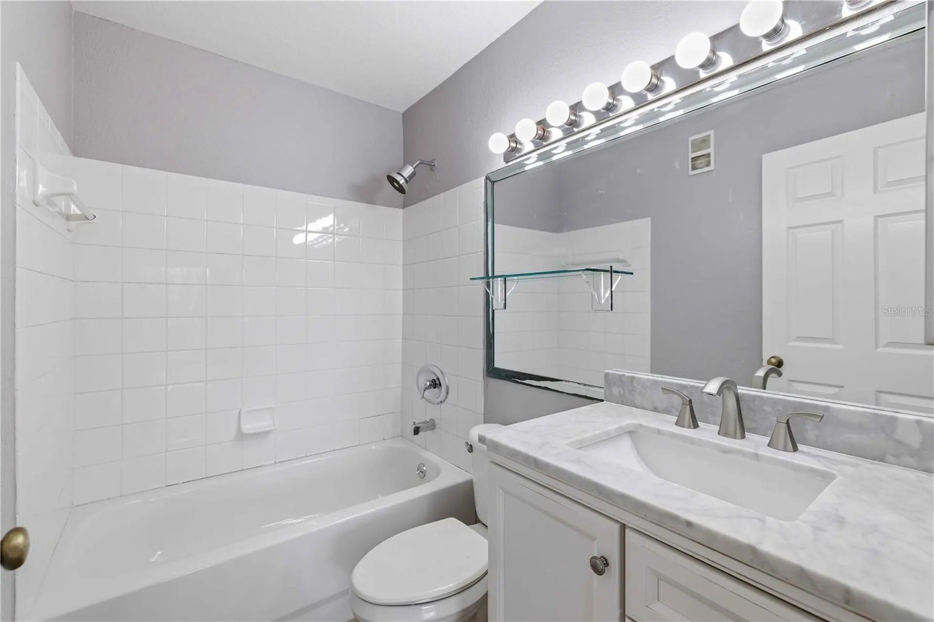 850 S Tamiami Trail Sarasota FL 34236