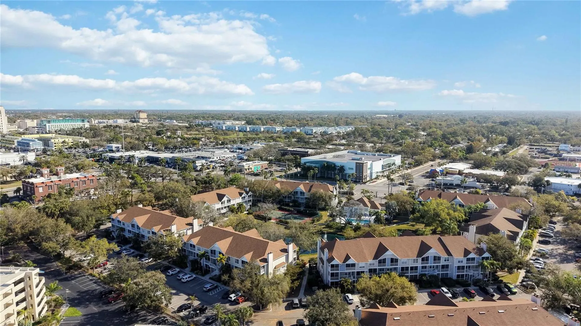 850 S Tamiami Trail Sarasota FL 34236