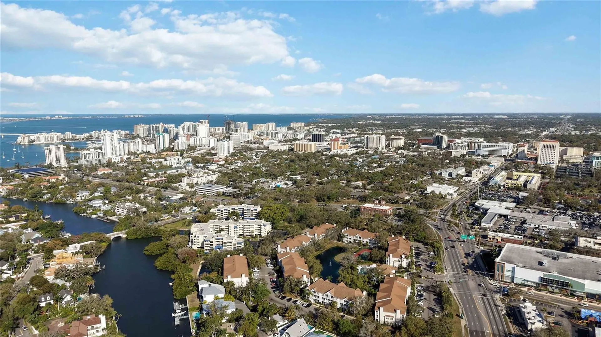 850 S Tamiami Trail Sarasota FL 34236