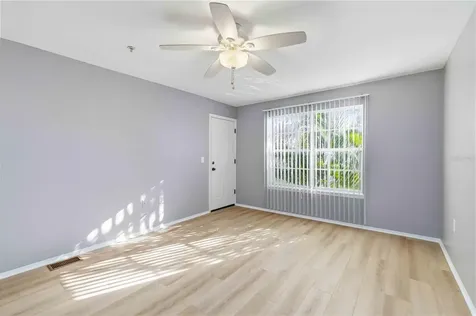 850 S Tamiami Trail Sarasota FL 34236