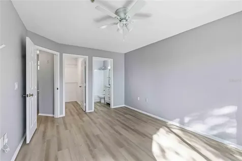 850 S Tamiami Trail Sarasota FL 34236