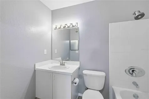 850 S Tamiami Trail Sarasota FL 34236