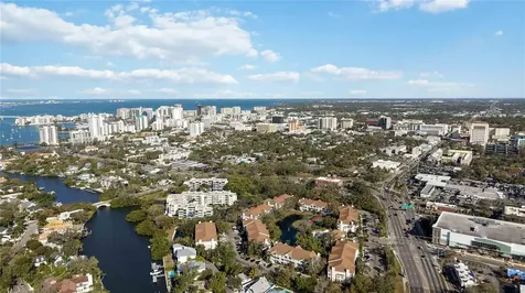 850 S Tamiami Trail Sarasota FL 34236