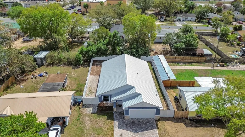 1230 Bryn Mawr Avenue Lake Wales FL 33853