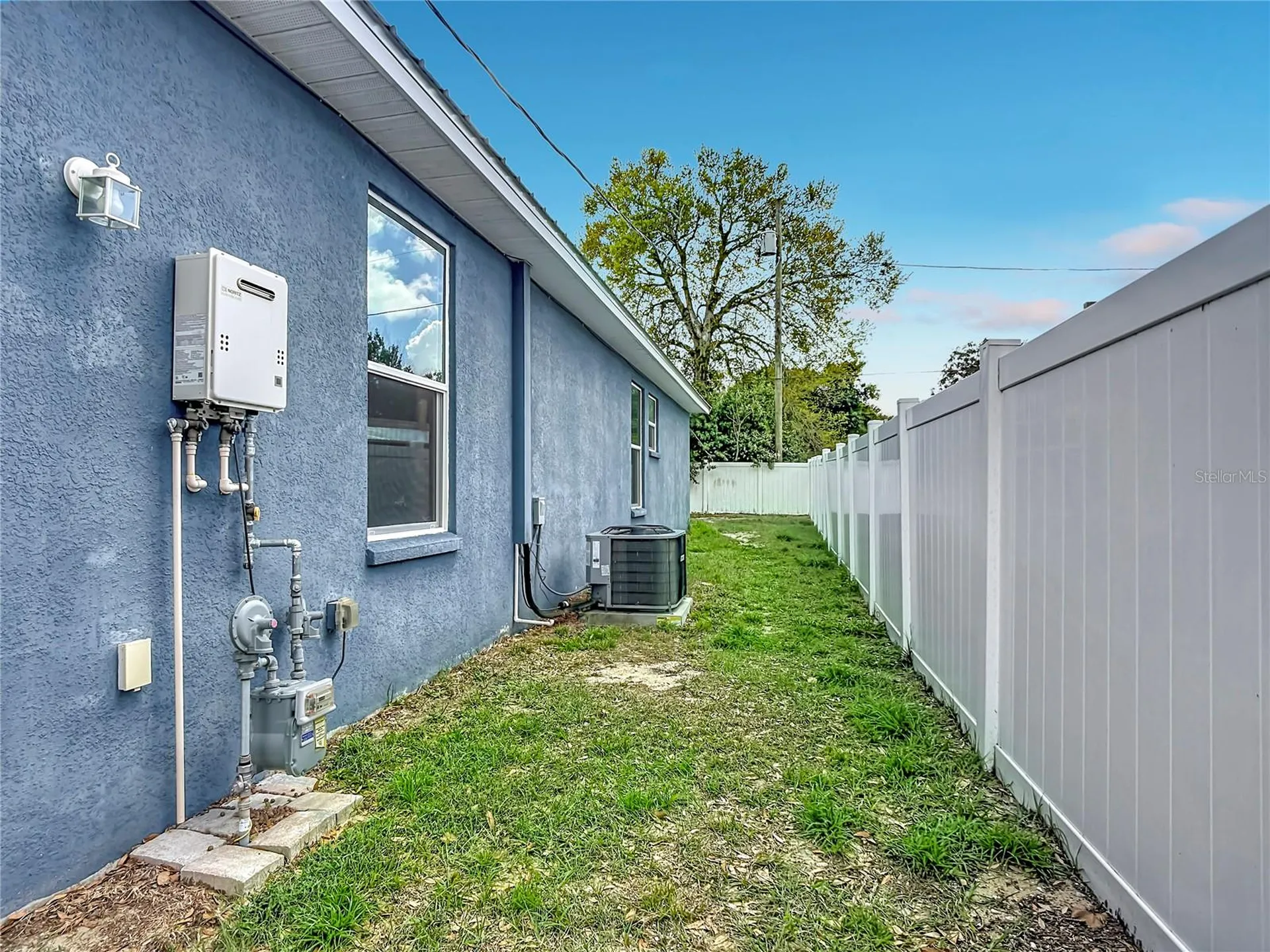 1230 Bryn Mawr Avenue Lake Wales FL 33853