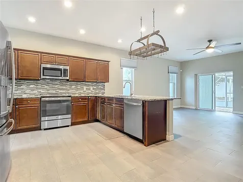 1230 Bryn Mawr Avenue Lake Wales FL 33853