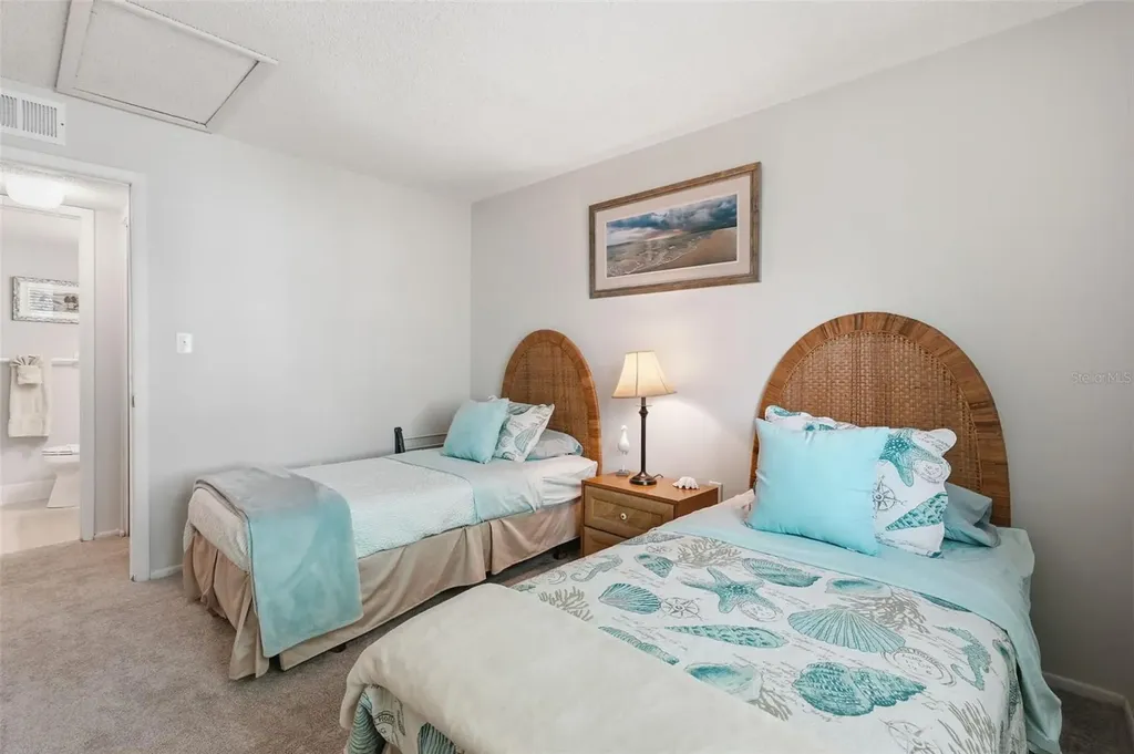 240 Cypress Lane Oldsmar FL 34677