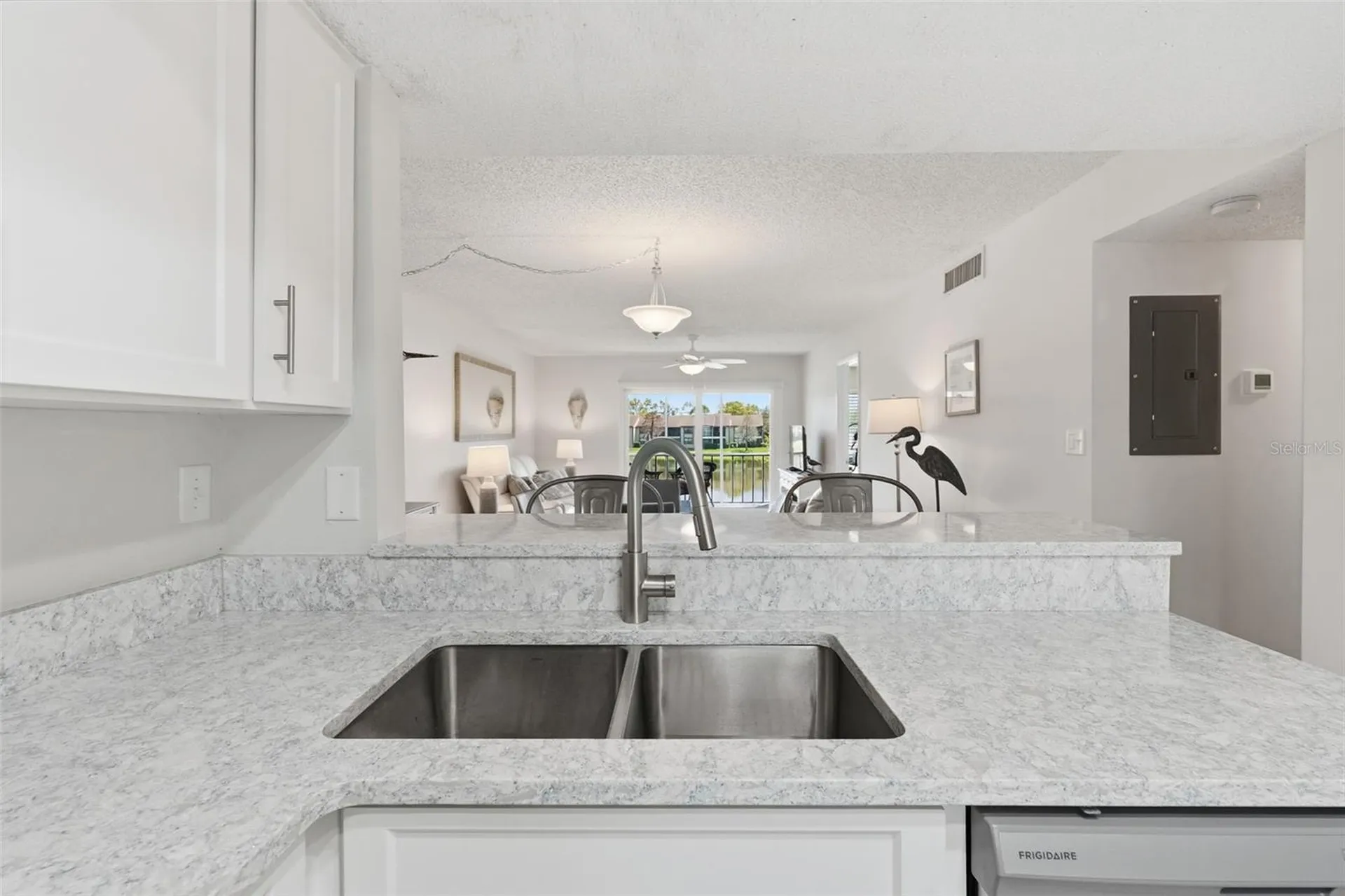 240 Cypress Lane Oldsmar FL 34677