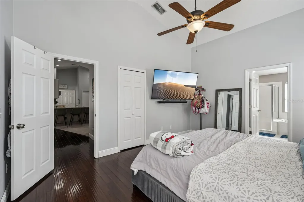 8128 Woodsworth Drive Orlando FL 32817