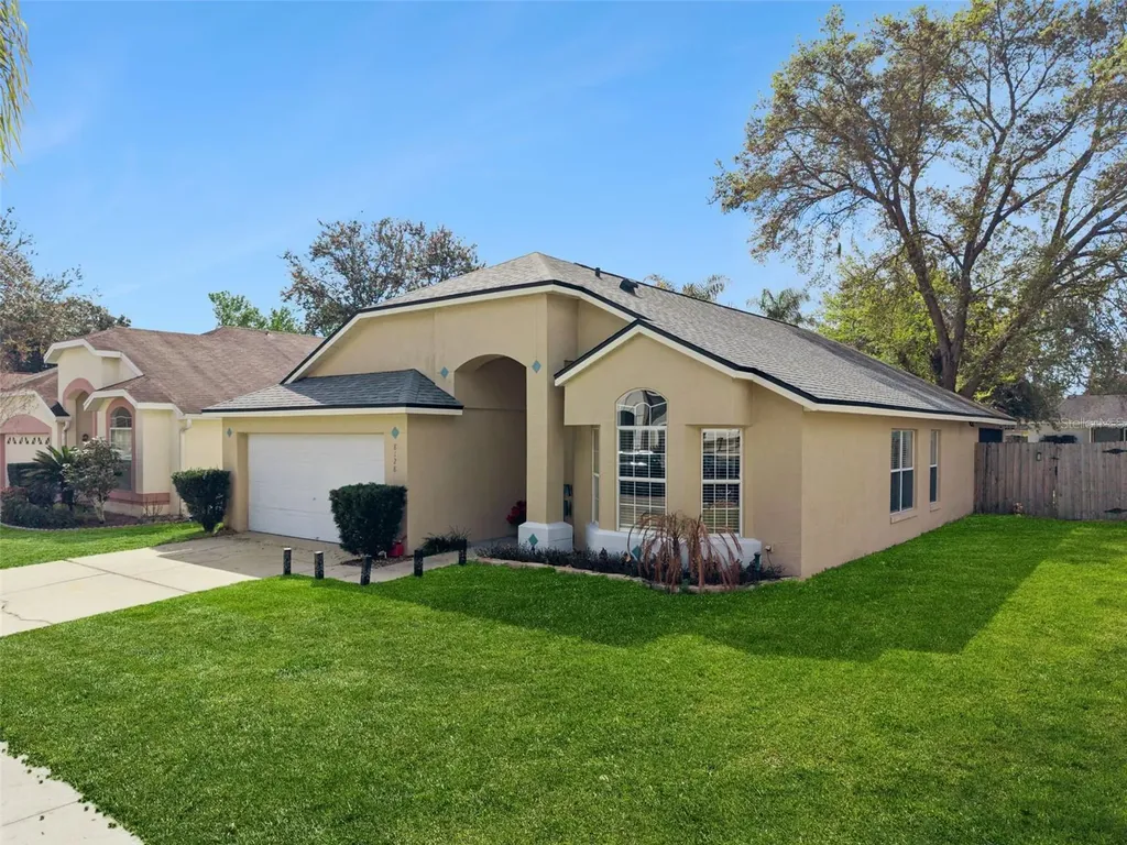 8128 Woodsworth Drive Orlando FL 32817