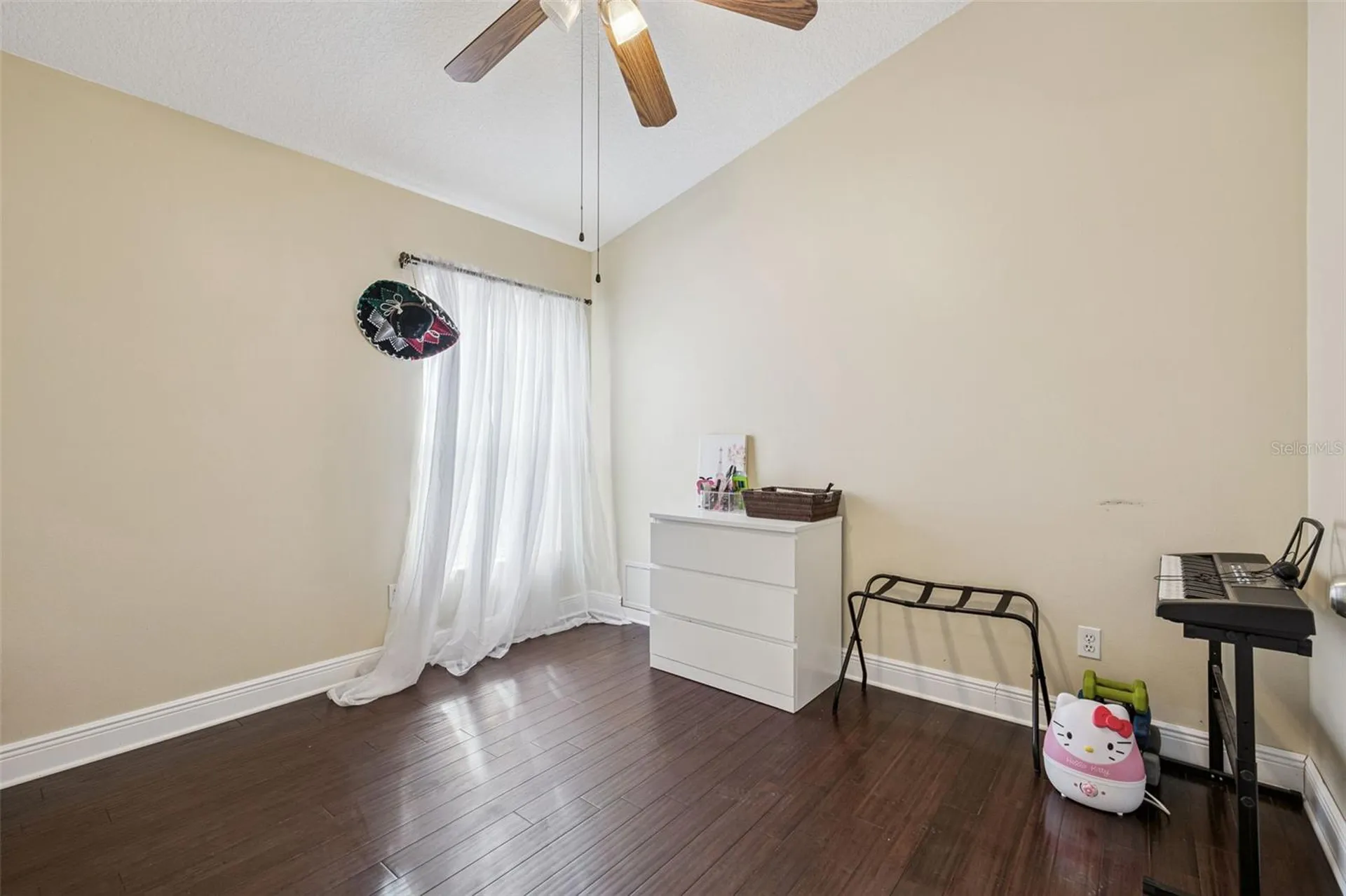 8128 Woodsworth Drive Orlando FL 32817