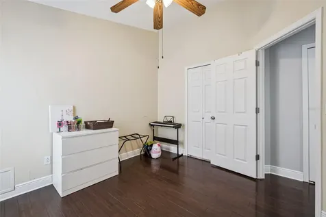 8128 Woodsworth Drive Orlando FL 32817