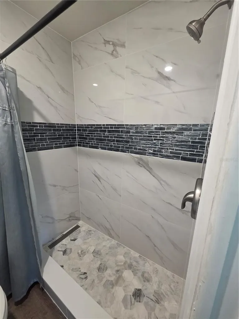 619 Spring Lakes Boulevard Bradenton FL 34210
