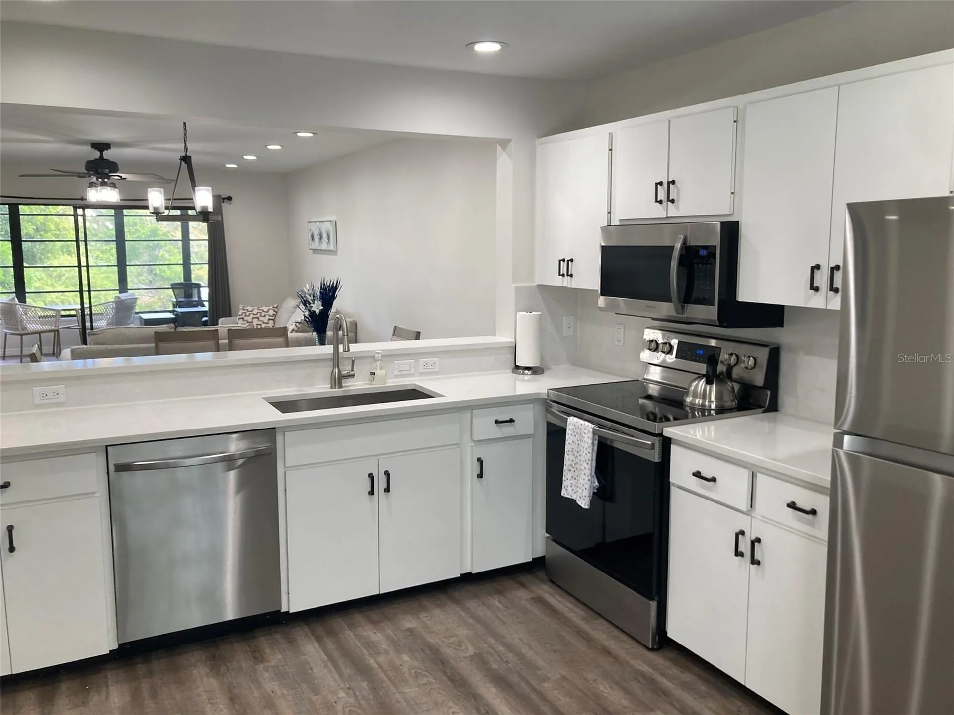 619 Spring Lakes Boulevard Bradenton FL 34210