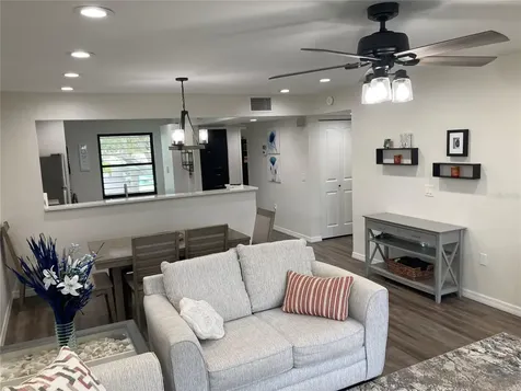 619 Spring Lakes Boulevard Bradenton FL 34210