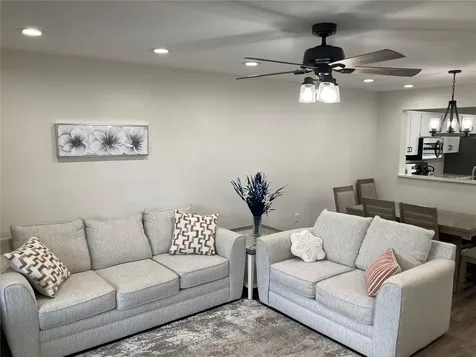 619 Spring Lakes Boulevard Bradenton FL 34210