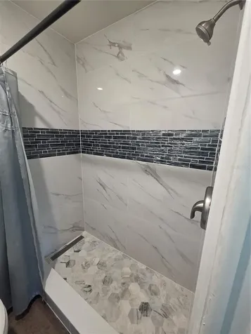 619 Spring Lakes Boulevard Bradenton FL 34210