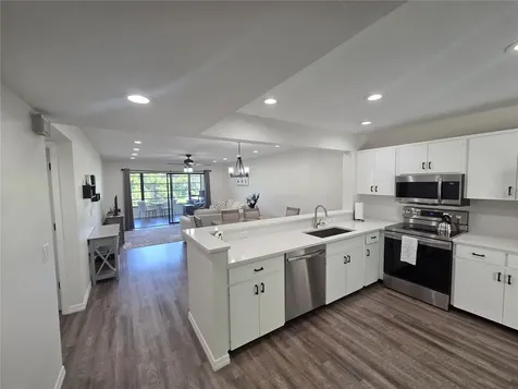 619 Spring Lakes Boulevard Bradenton FL 34210