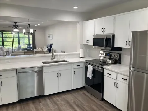 619 Spring Lakes Boulevard Bradenton FL 34210