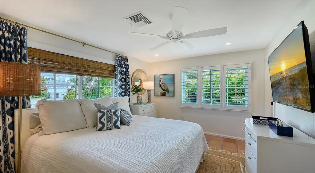1514 S Lake Shore Drive Sarasota FL 34231