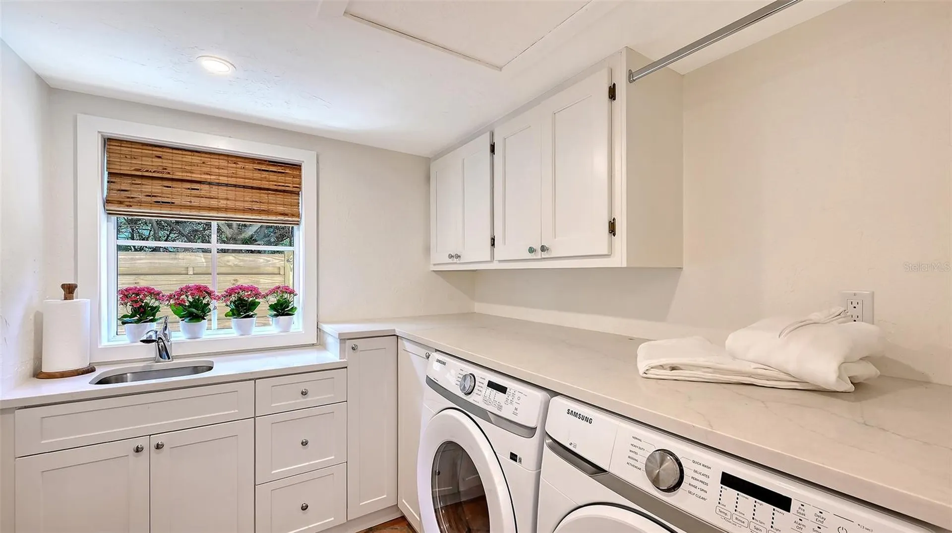 1514 S Lake Shore Drive Sarasota FL 34231