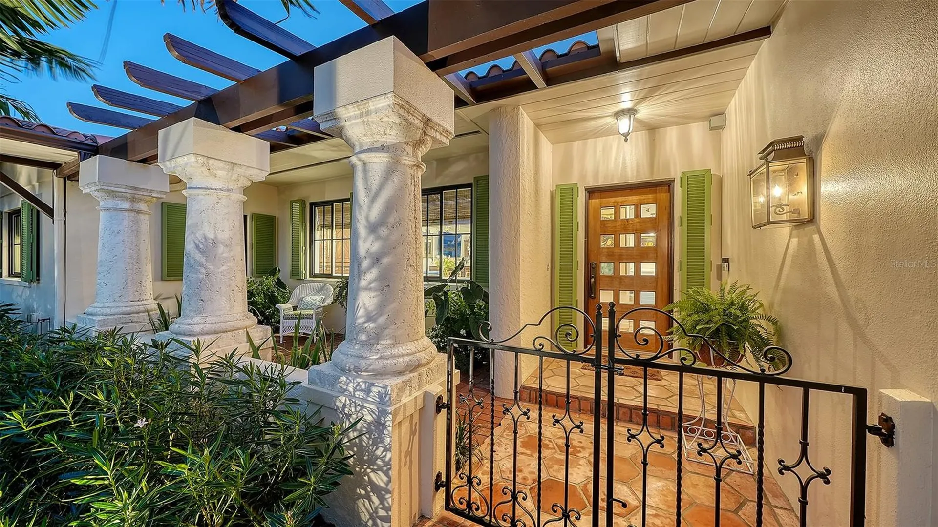 1514 S Lake Shore Drive Sarasota FL 34231