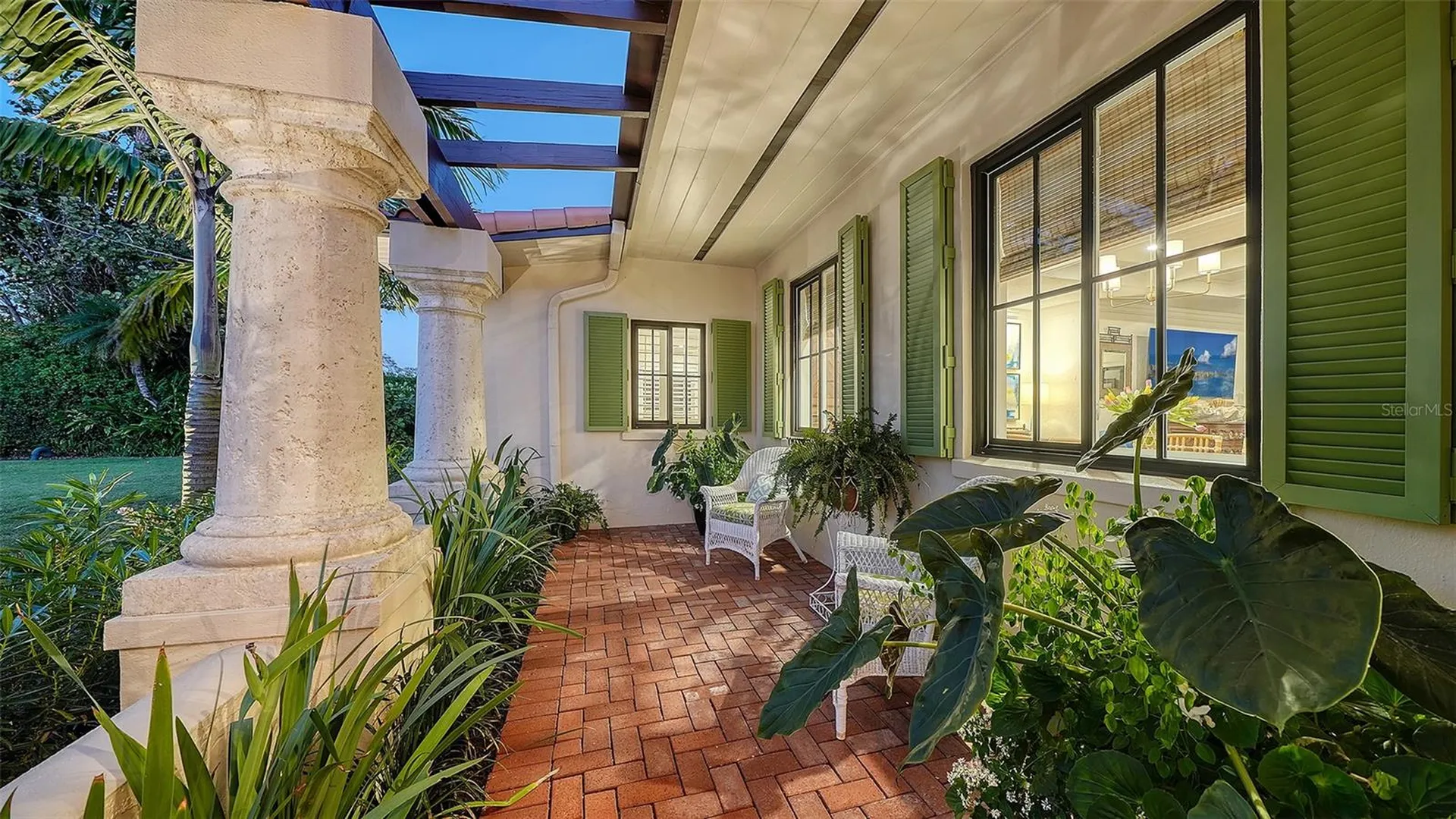 1514 S Lake Shore Drive Sarasota FL 34231